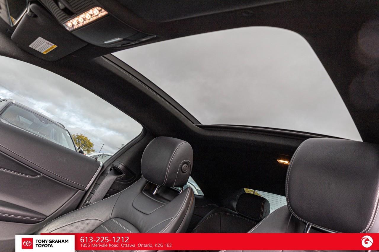2022 Mercedes-Benz AMG C 43 Premium Package Photo