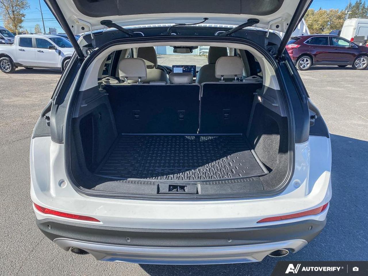 2024 Lincoln Corsair Premiere 2.0L | 6YR - 110KM POWERTRAIN | CO-PILOT 360 Photo