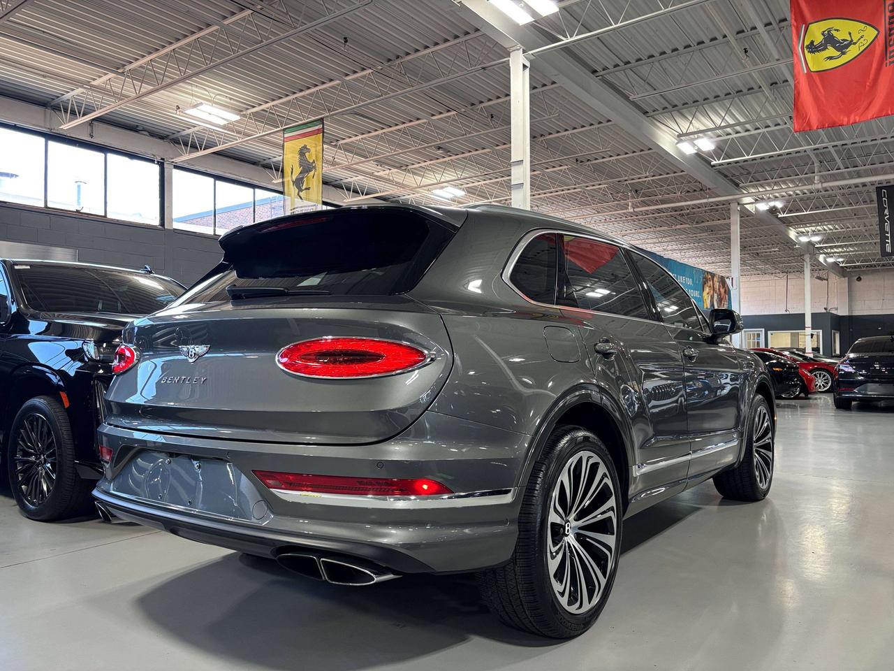 2022 Bentley Bentayga V8|AWD| NO LUX TAX |NIGHTVISION|MASSAGE|HEADSUP|+ Photo