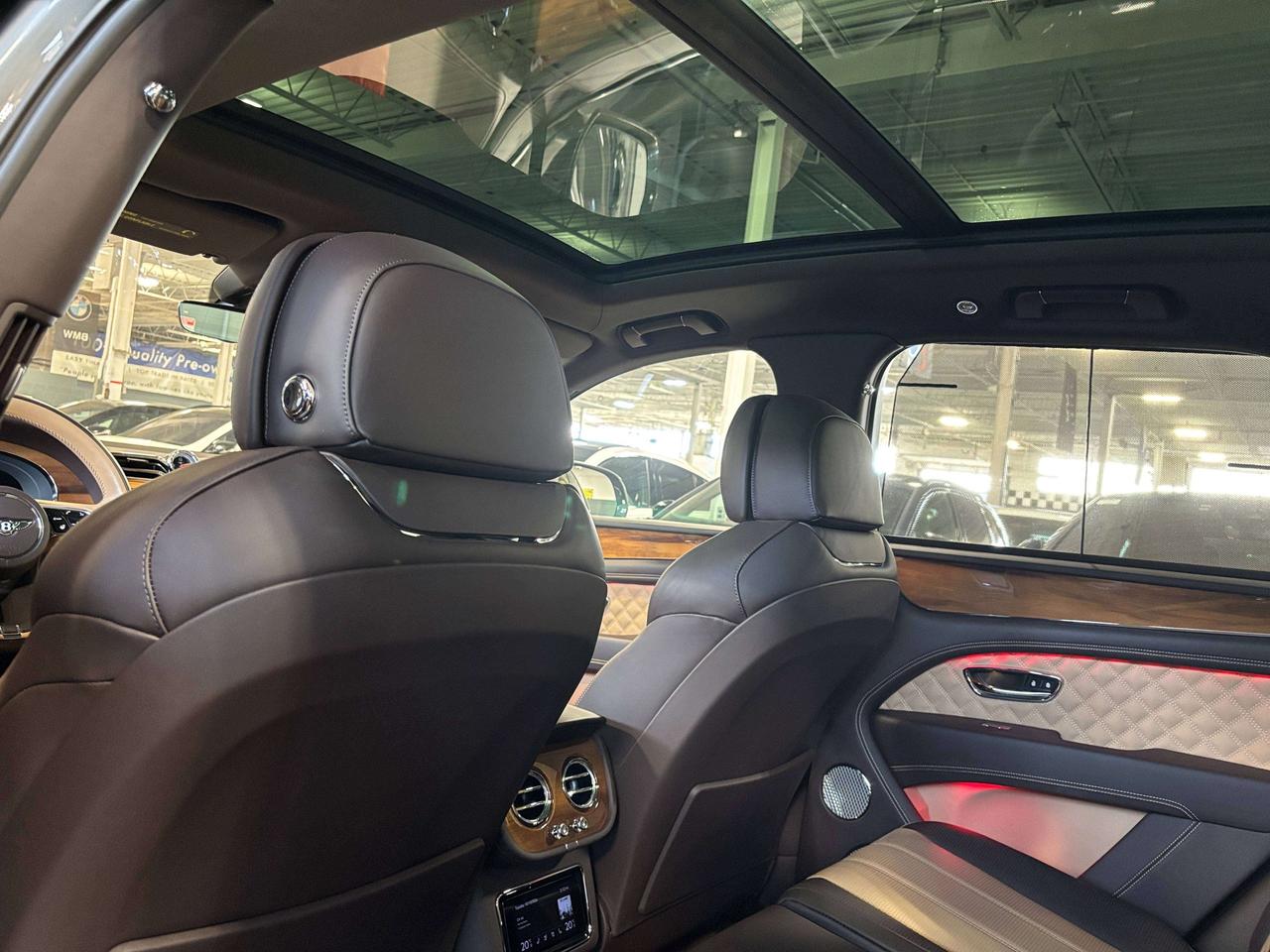 2022 Bentley Bentayga V8|AWD| NO LUX TAX |NIGHTVISION|MASSAGE|HEADSUP|+ Photo