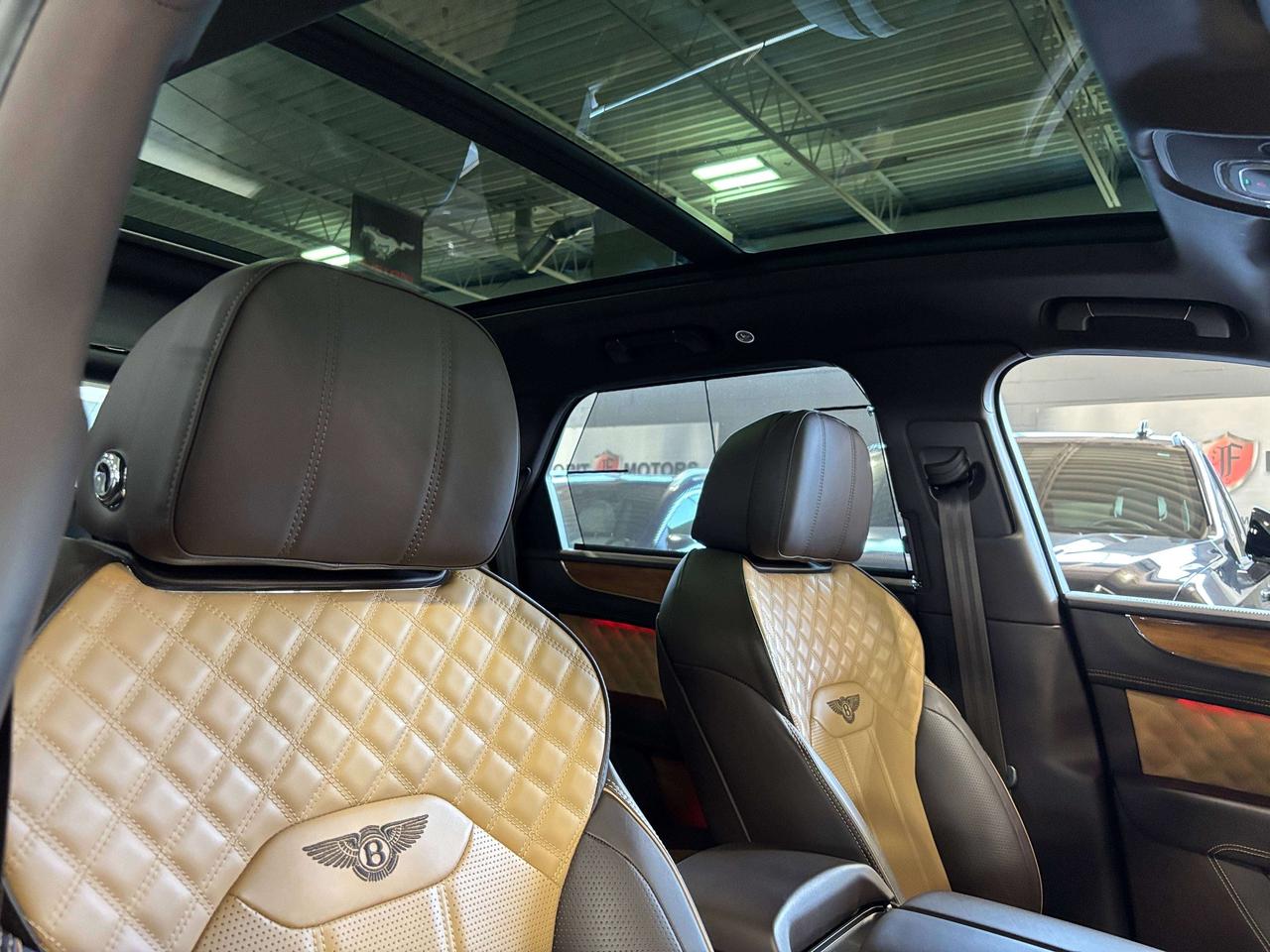 2022 Bentley Bentayga V8|AWD| NO LUX TAX |NIGHTVISION|MASSAGE|HEADSUP|+ Photo