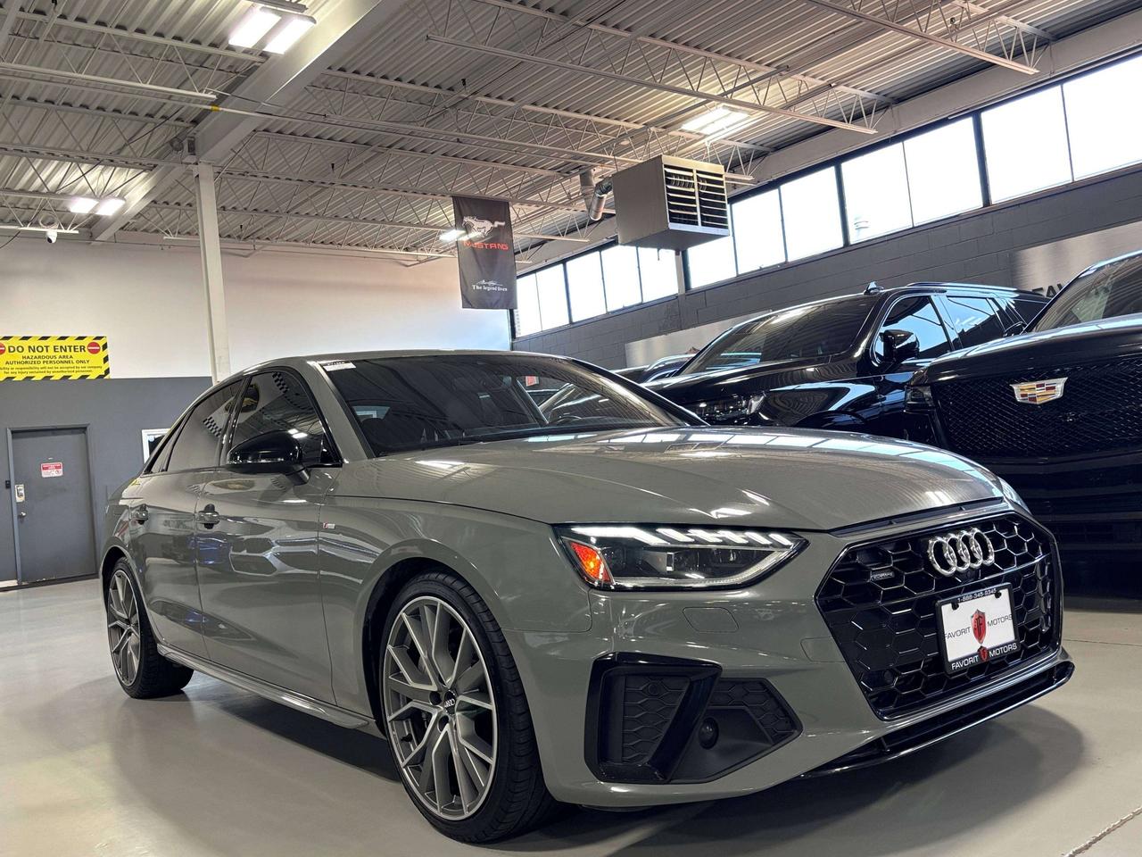 2020 Audi A4 Technik|S-LINE|QUATTRO|CLUSTERNAV|AMBIENT|BANGOLUF Photo