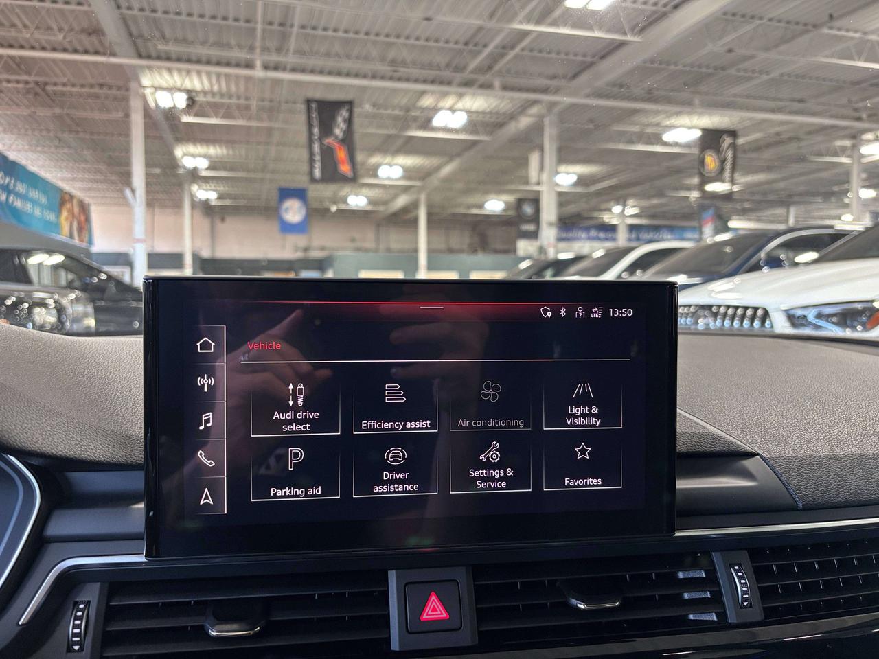2020 Audi A4 Technik|S-LINE|QUATTRO|CLUSTERNAV|AMBIENT|BANGOLUF Photo