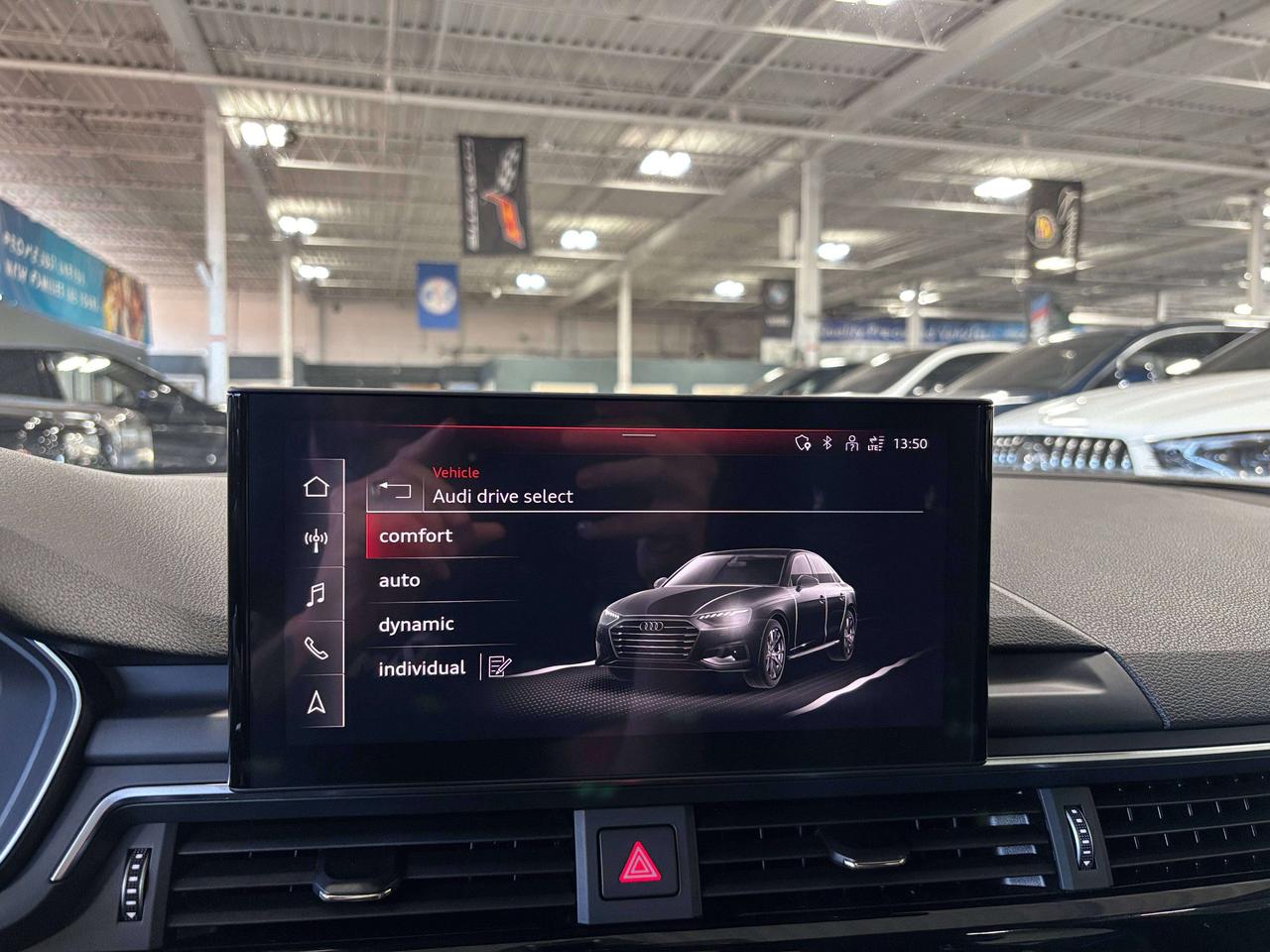 2020 Audi A4 Technik|S-LINE|QUATTRO|CLUSTERNAV|AMBIENT|BANGOLUF Photo