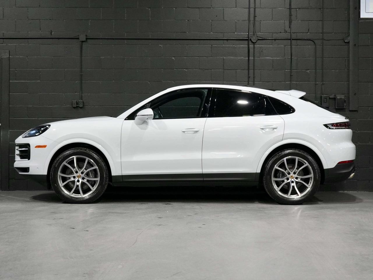 2024 Porsche Cayenne NO ACCIDENT|COUPE|BOSE|DRIVER ASSIST|360|PANO Photo