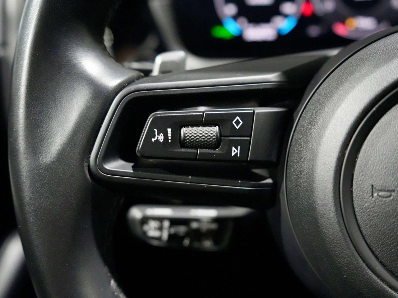 2024 Porsche Cayenne NO ACCIDENT|COUPE|BOSE|DRIVER ASSIST|360|PANO Photo