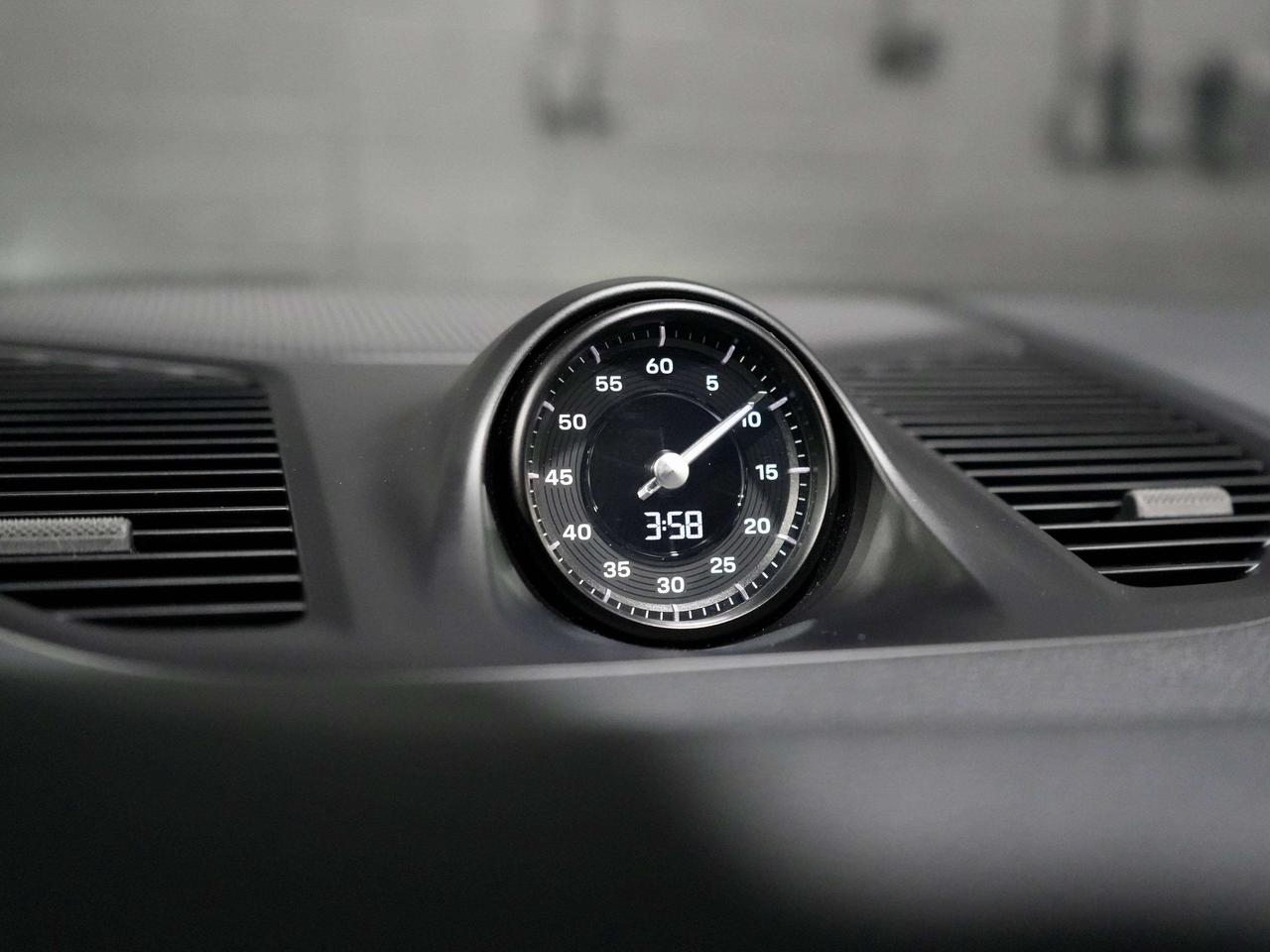 2024 Porsche Cayenne NO ACCIDENT|COUPE|BOSE|DRIVER ASSIST|360|PANO Photo