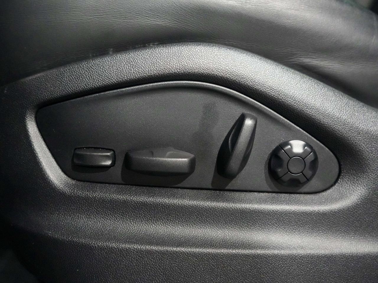 2024 Porsche Cayenne NO ACCIDENT|COUPE|BOSE|DRIVER ASSIST|360|PANO Photo