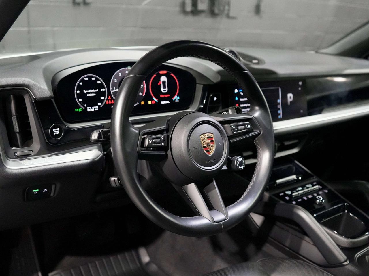 2024 Porsche Cayenne NO ACCIDENT|COUPE|BOSE|DRIVER ASSIST|360|PANO Photo