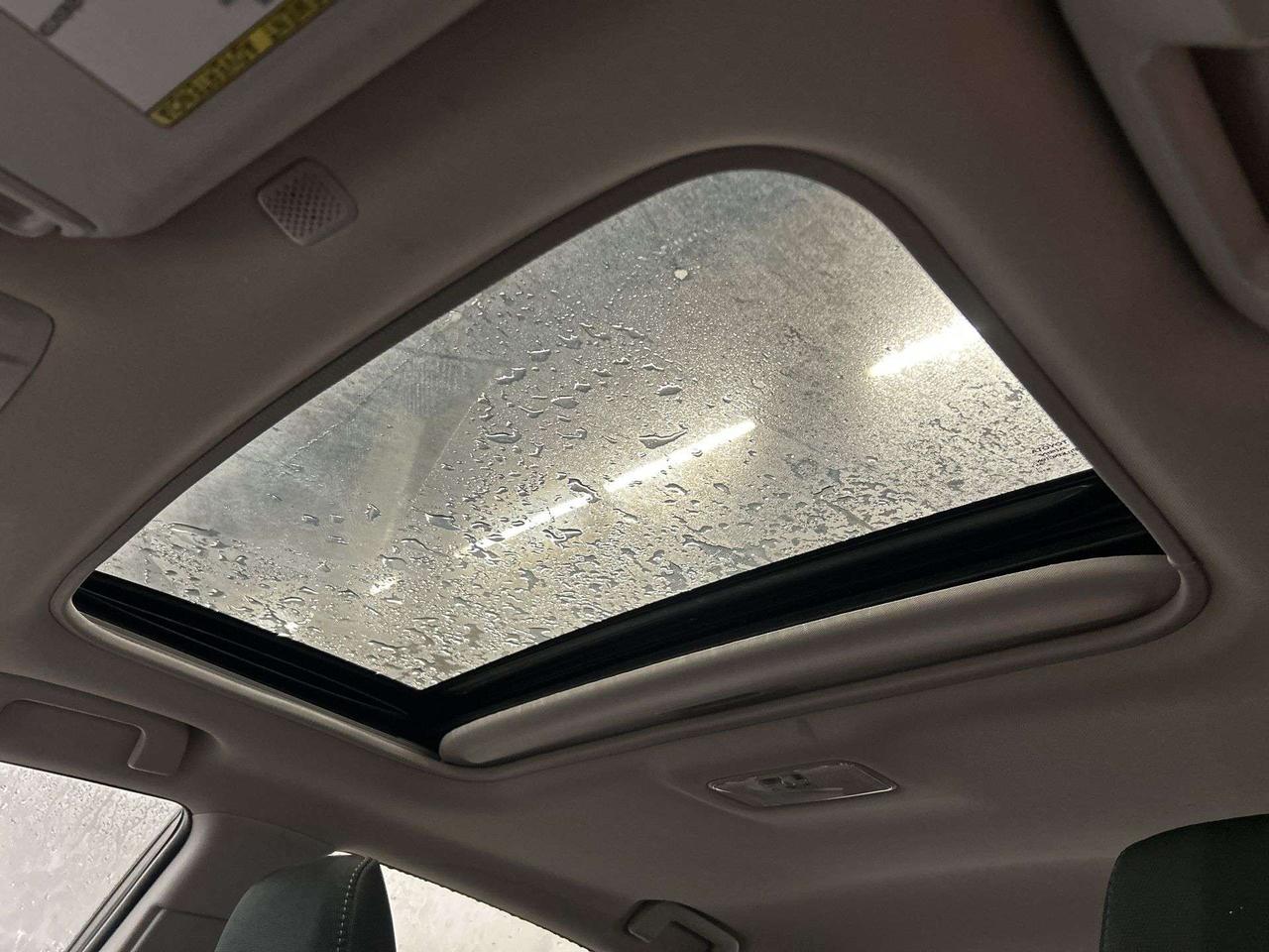 2019 Toyota Corolla LE UPGRADE | SUNROOF | HTD SEATS | ALLOYS | A/C Photo