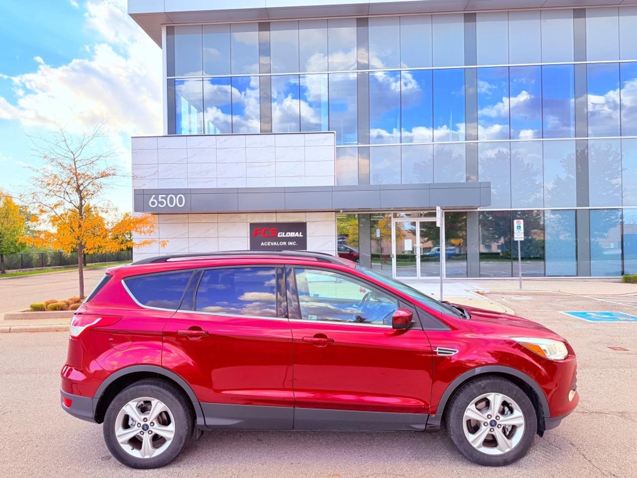 2014 Ford Escape SE Auto, FWD, 1.6L 4cyl, Gas Photo