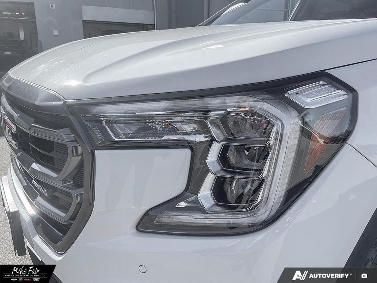 2023 GMC Terrain AWD AT4 Photo
