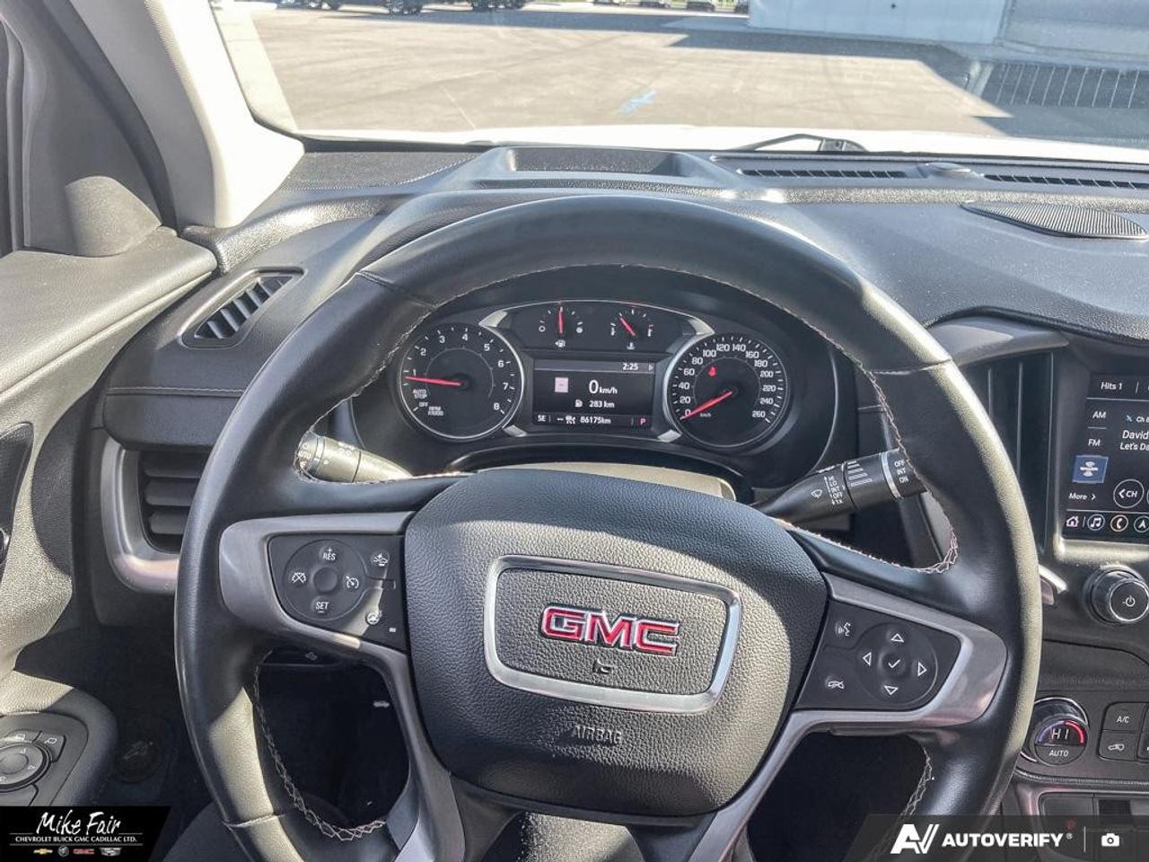 2023 GMC Terrain AWD AT4 Photo