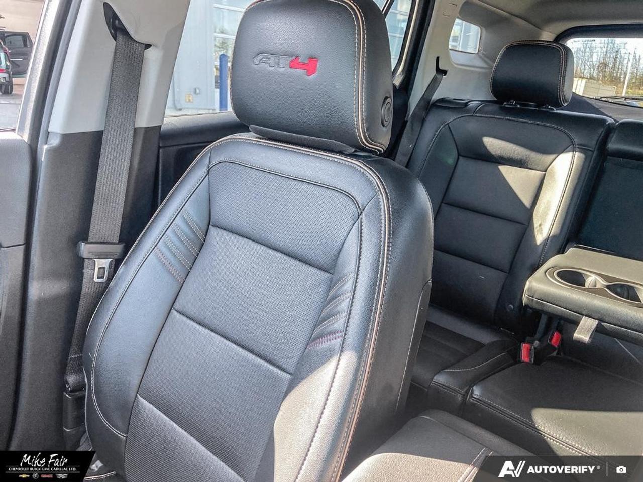 2023 GMC Terrain AWD AT4 Photo