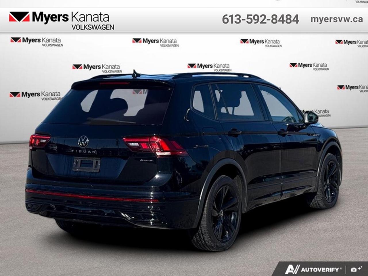 2024 Volkswagen Tiguan Comfortline R-Line Black Edition Photo
