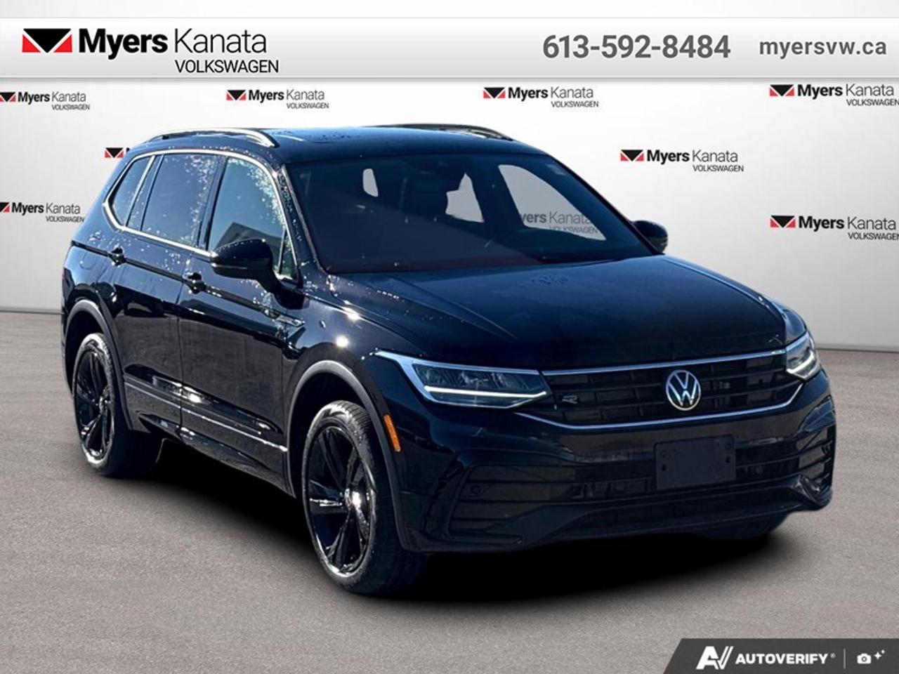 2024 Volkswagen Tiguan Comfortline R-Line Black Edition Photo