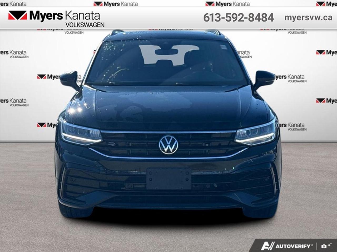 2024 Volkswagen Tiguan Comfortline R-Line Black Edition Photo