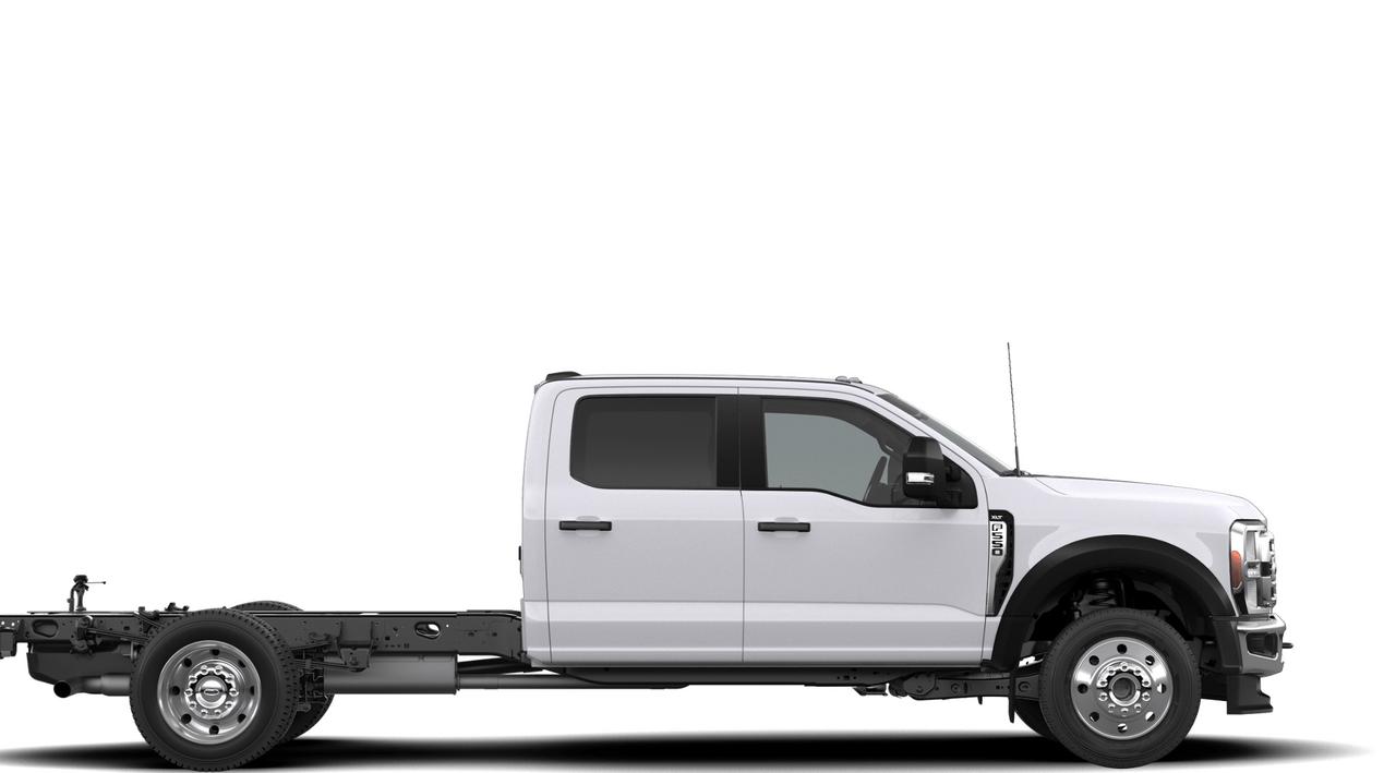 2026 Ford F-550 Super Duty DRW XLT Photo4
