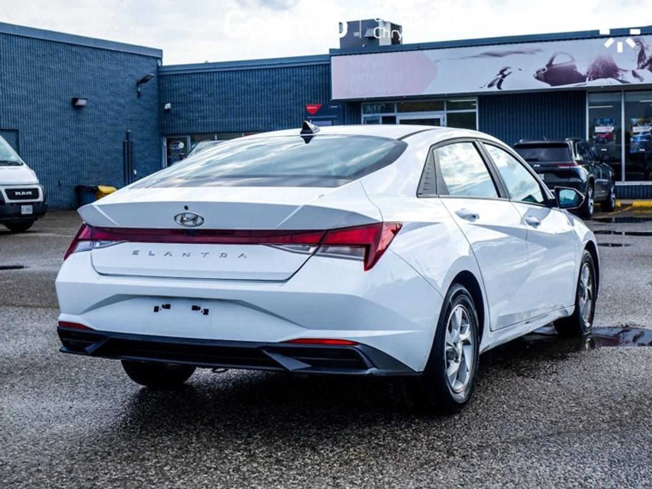 2022 Hyundai Elantra Essential IVT 2.0L I-4 | Intelligent Variable Transmission | Bluetooth | Drive Mode Select Photo