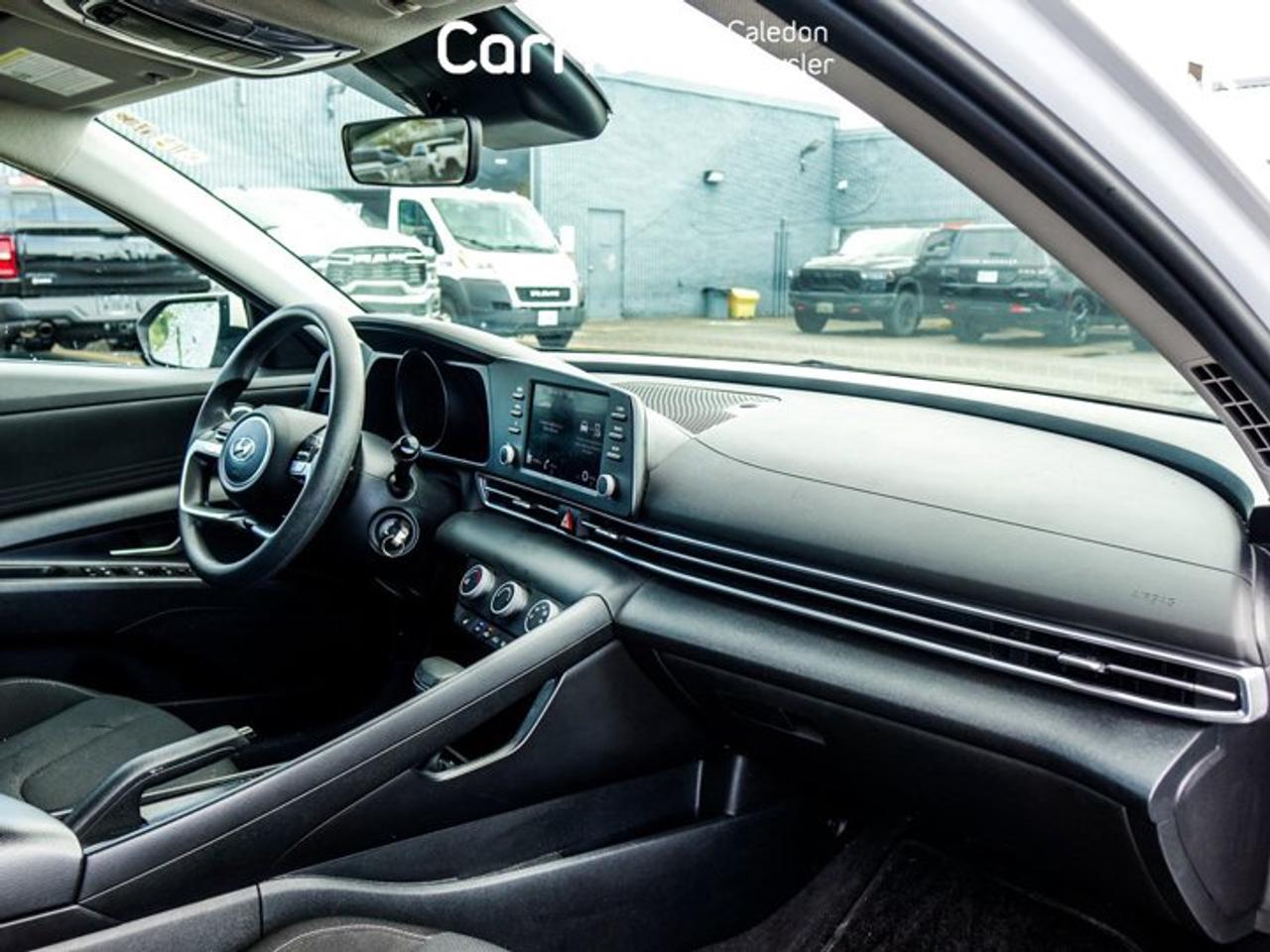 2022 Hyundai Elantra Essential IVT 2.0L I-4 | Intelligent Variable Transmission | Bluetooth | Drive Mode Select Photo