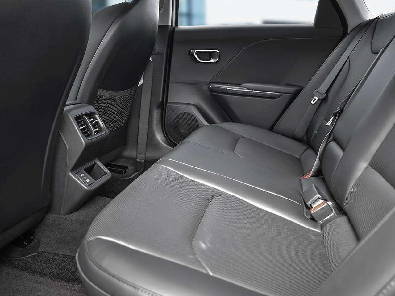 2026 Kia K4 EX Premium Photo
