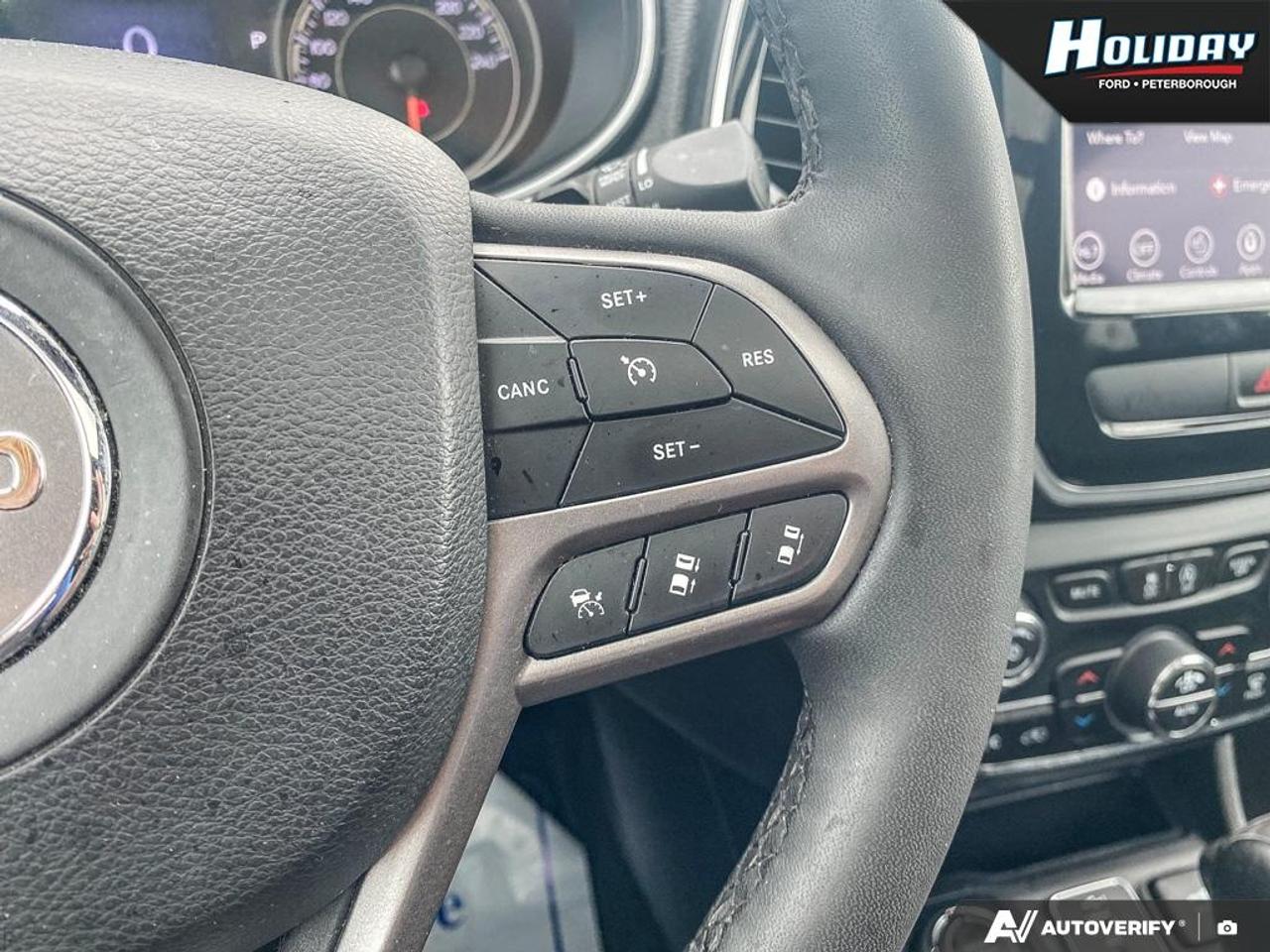2022 Jeep Cherokee Limited Photo