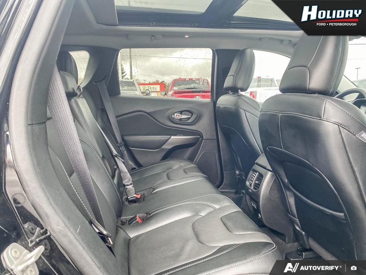 2022 Jeep Cherokee Limited Photo