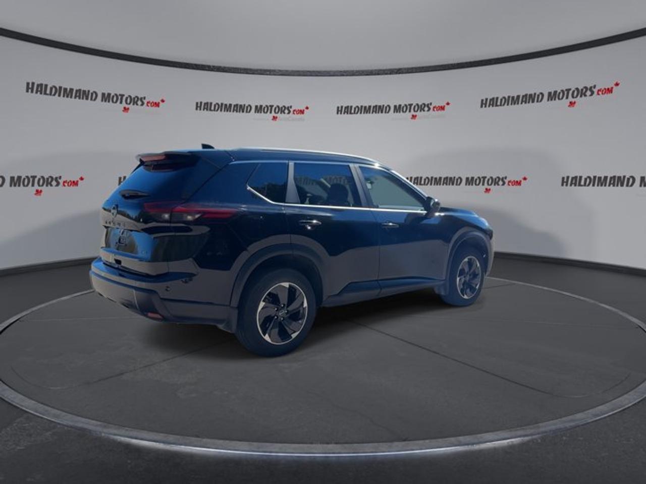2026 Nissan Rogue SV AWD | No Accidents | Pano. Sunroof | Heated Steering Photo