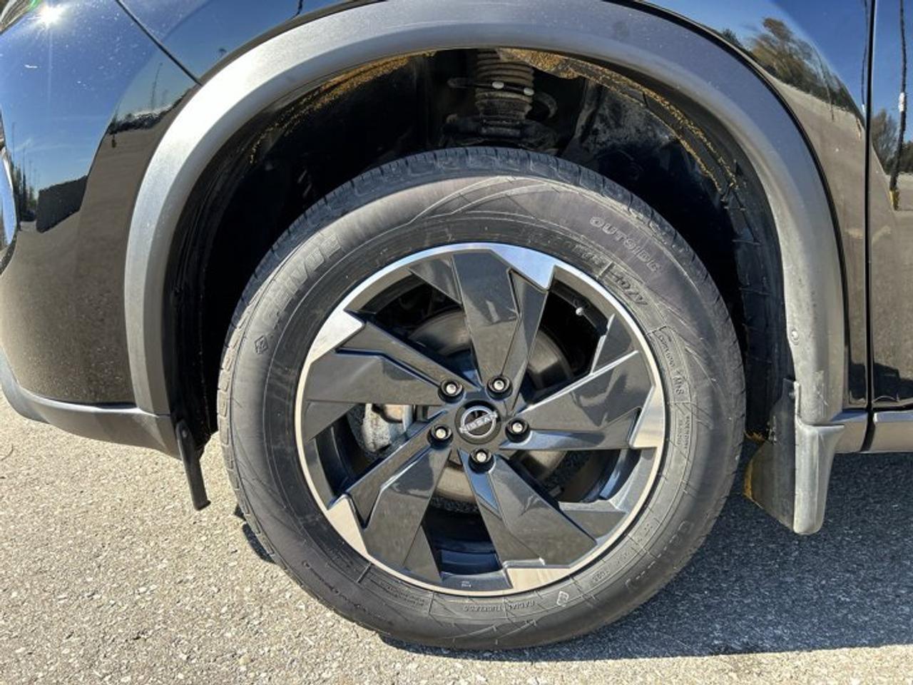 2026 Nissan Rogue SV AWD | No Accidents | Pano. Sunroof | Heated Steering Photo