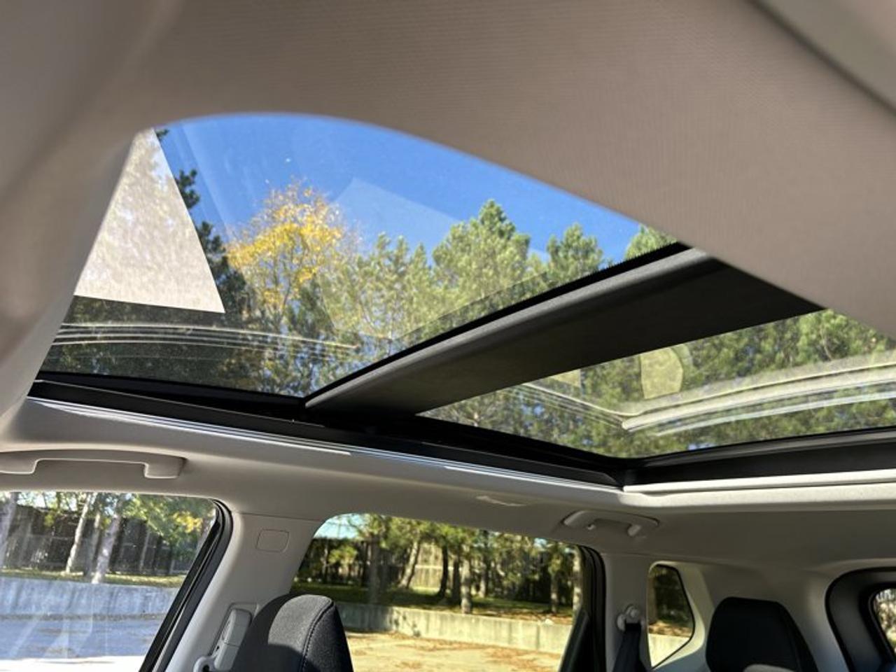 2026 Nissan Rogue SV AWD | No Accidents | Pano. Sunroof | Heated Steering Photo