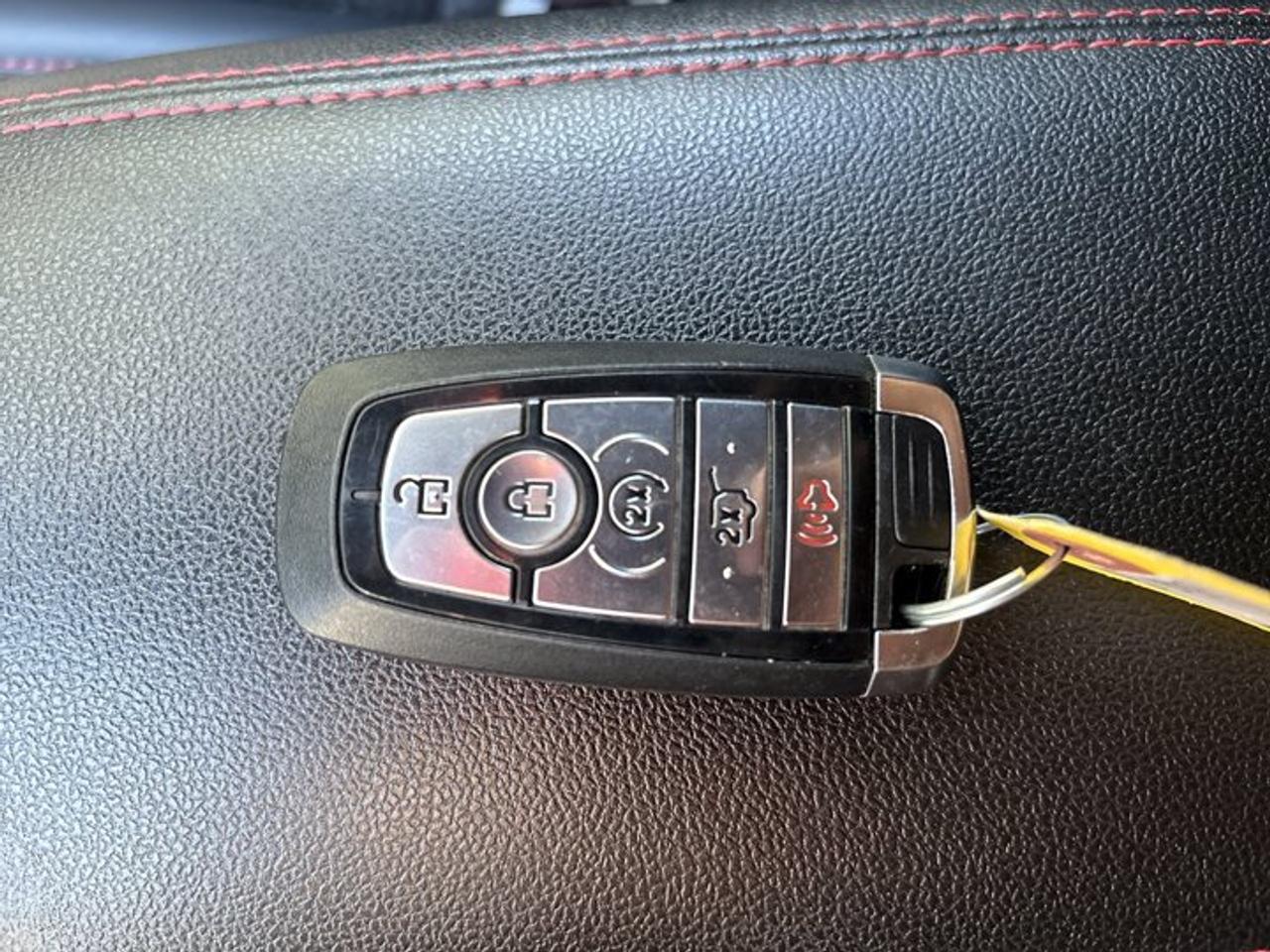 2024 Ford Escape ST-Line AWD | No Accidents | Heated Steering Photo