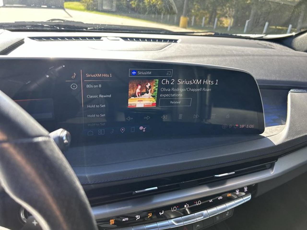 2024 Cadillac XT4 Sport AWD | No Accidents | Leather Seats | Vent. Front Seats Photo