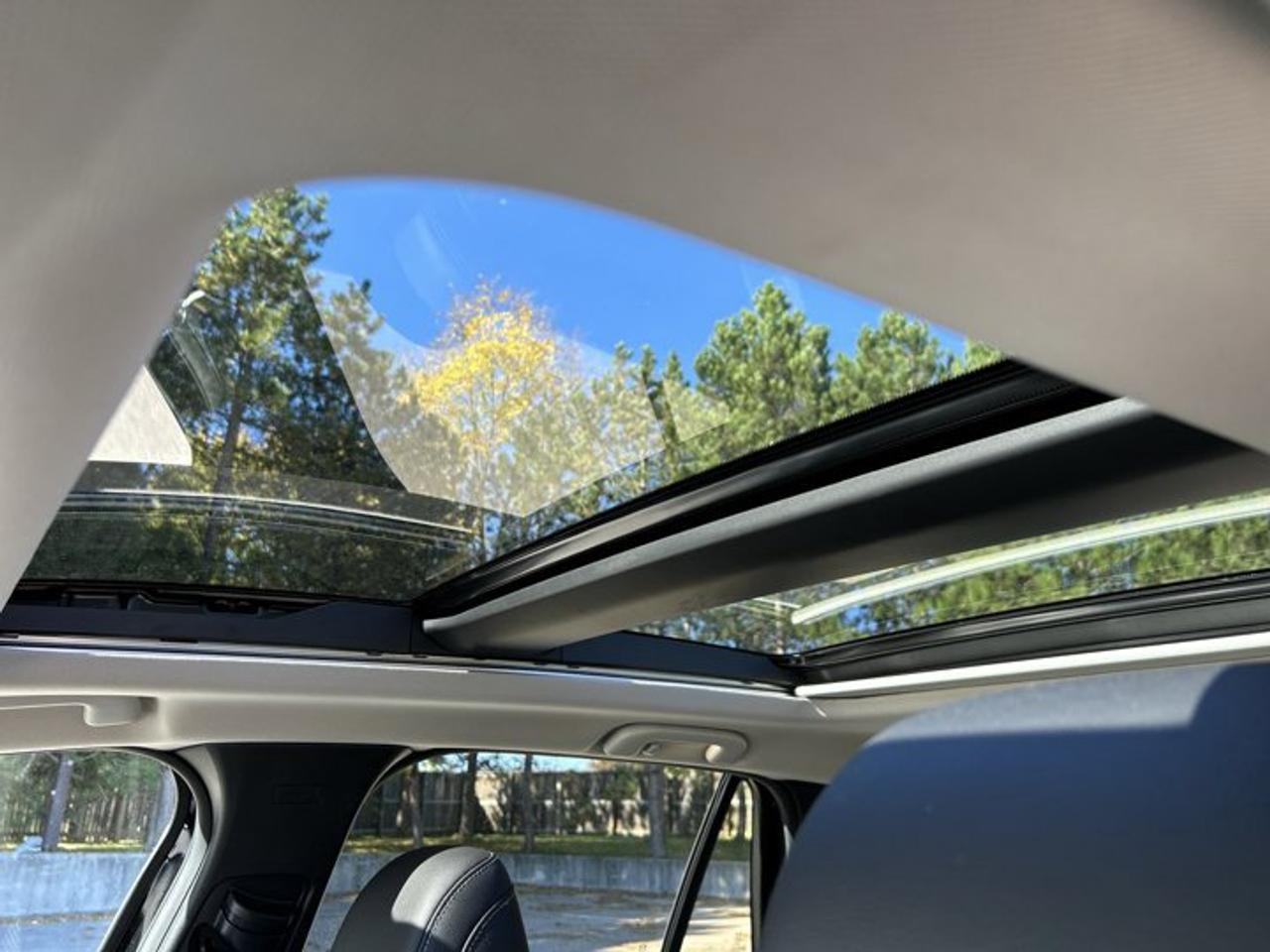 2024 Mazda CX-50 GS-L AWD | One Owner | Pano. Sunroof | Heated Steering Photo