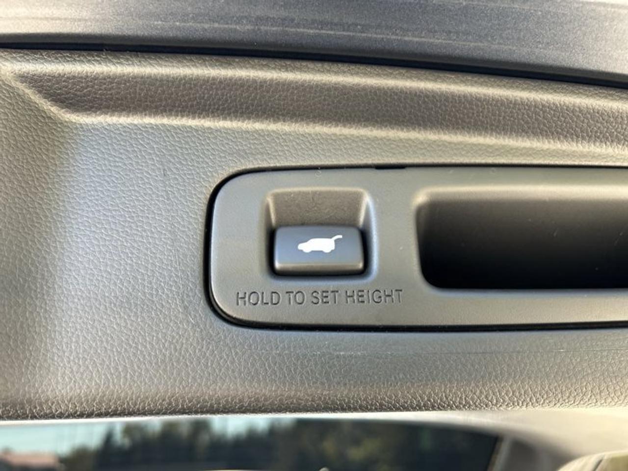 2024 Honda CR-V Hybrid EX-L AWD | No Accidents | Leather Seats | Heated Steering Photo