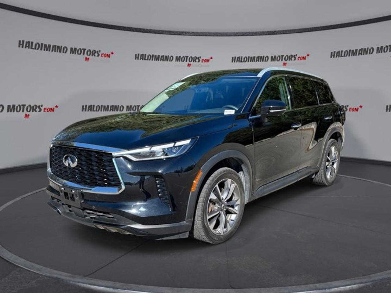 2024 Infiniti QX60 LUXE AWD | No Accidents | Leather Seats | Heated Steering Photo