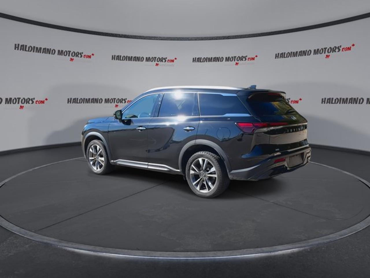 2024 Infiniti QX60 LUXE AWD | No Accidents | Leather Seats | Heated Steering Photo