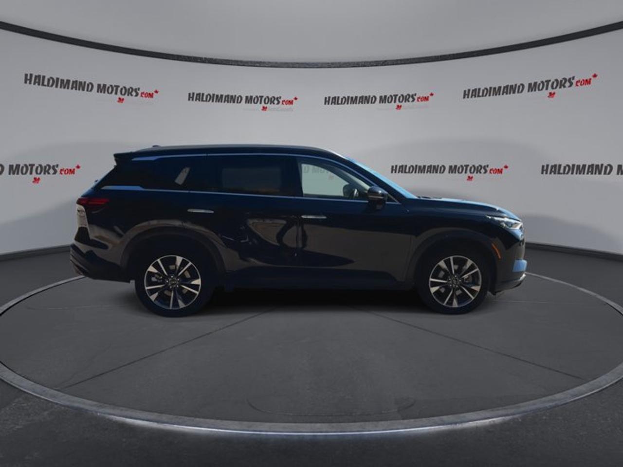 2024 Infiniti QX60 LUXE AWD | No Accidents | Leather Seats | Heated Steering Photo
