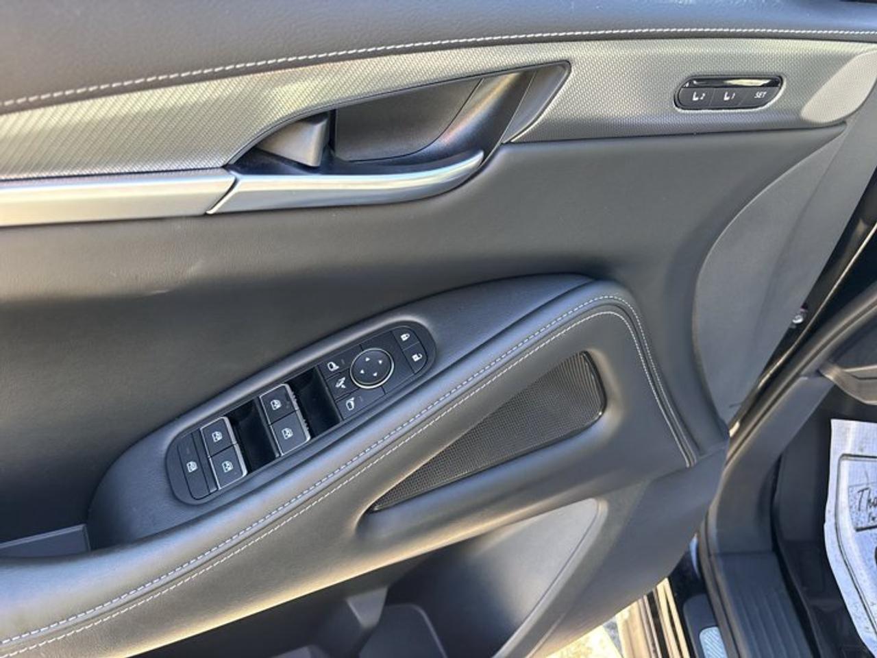 2024 Infiniti QX60 LUXE AWD | No Accidents | Leather Seats | Heated Steering Photo