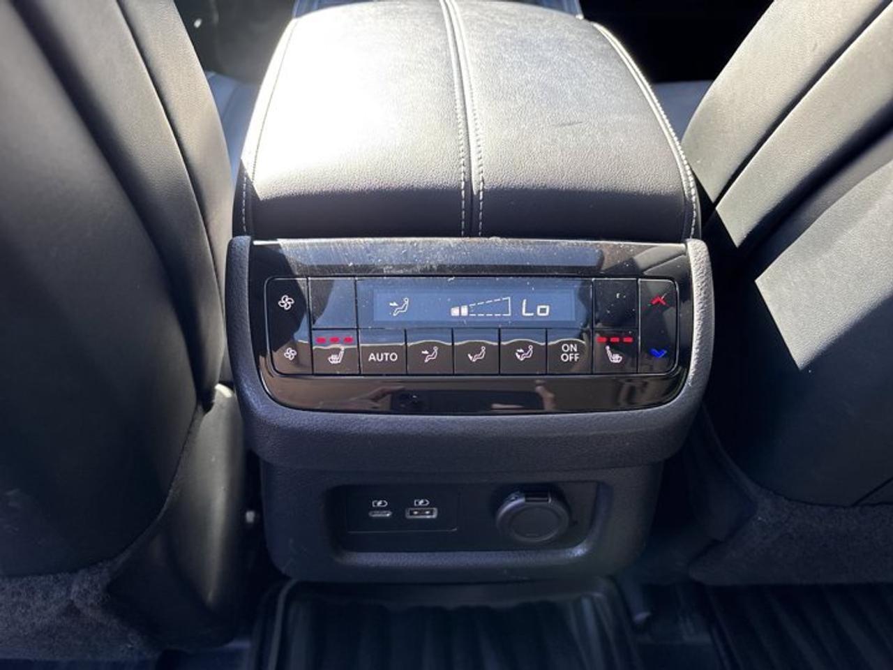 2024 Infiniti QX60 LUXE AWD | No Accidents | Leather Seats | Heated Steering Photo