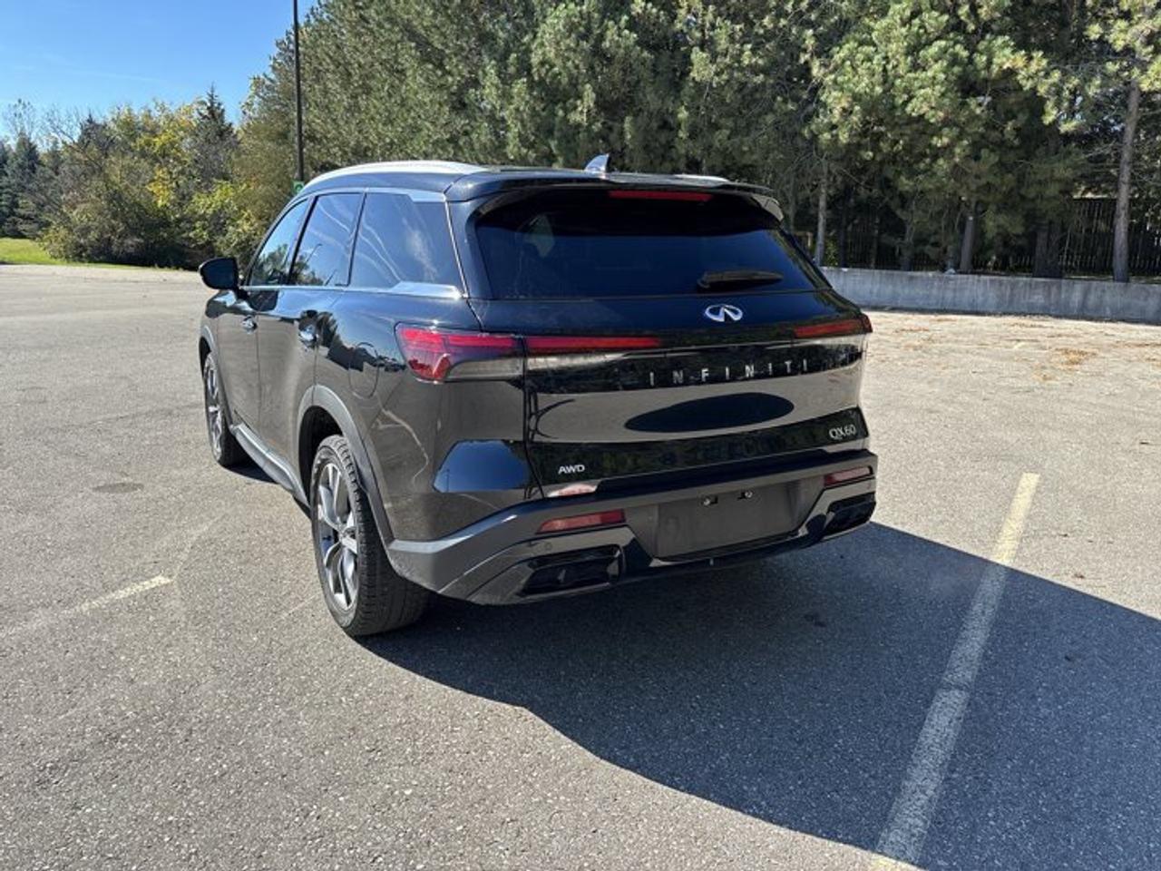 2024 Infiniti QX60 LUXE AWD | No Accidents | Leather Seats | Heated Steering Photo