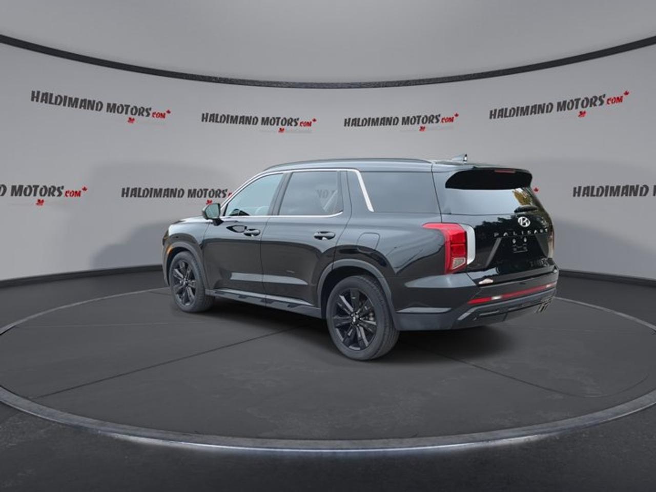 2025 Hyundai PALISADE Urban AWD | No Accidents | Sunroof | Vent. Front Seats Photo