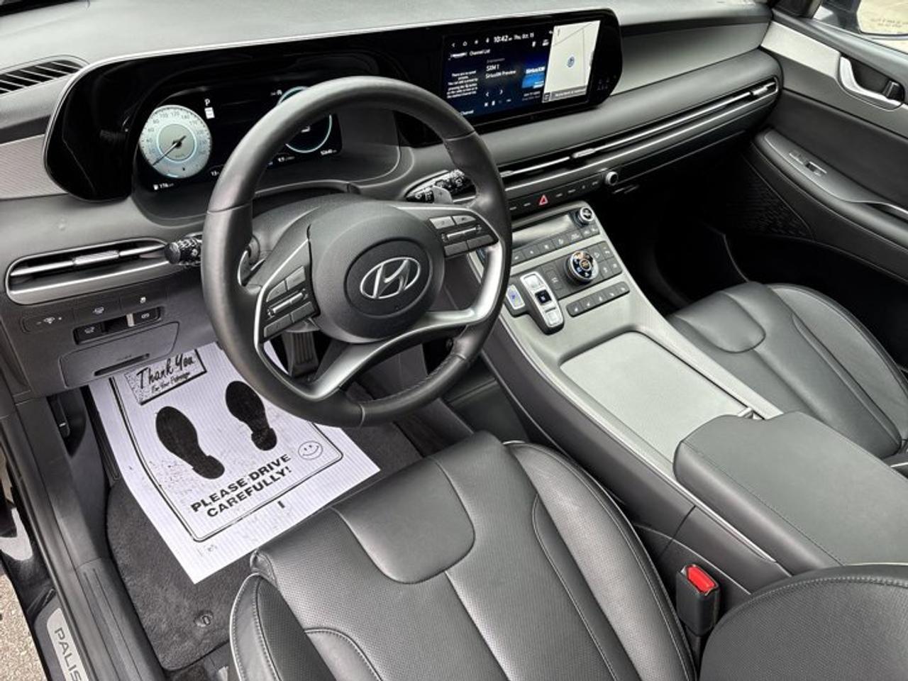 2025 Hyundai PALISADE Urban AWD | No Accidents | Sunroof | Vent. Front Seats Photo