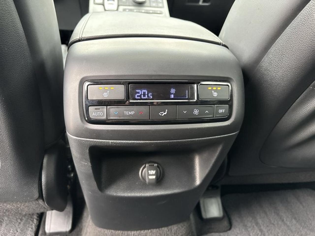 2025 Hyundai PALISADE Urban AWD | No Accidents | Sunroof | Vent. Front Seats Photo