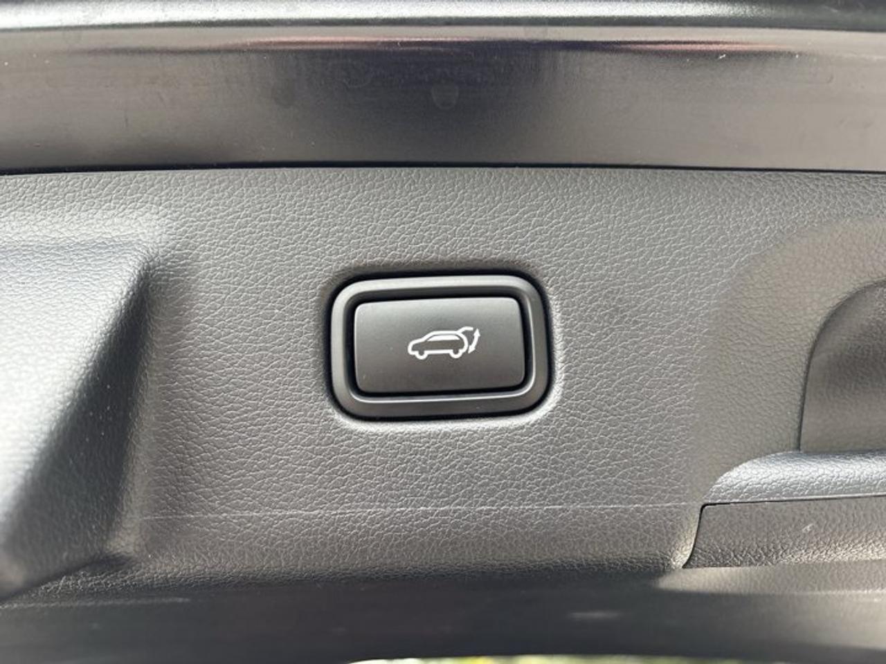 2025 Hyundai PALISADE Urban AWD | No Accidents | Sunroof | Vent. Front Seats Photo
