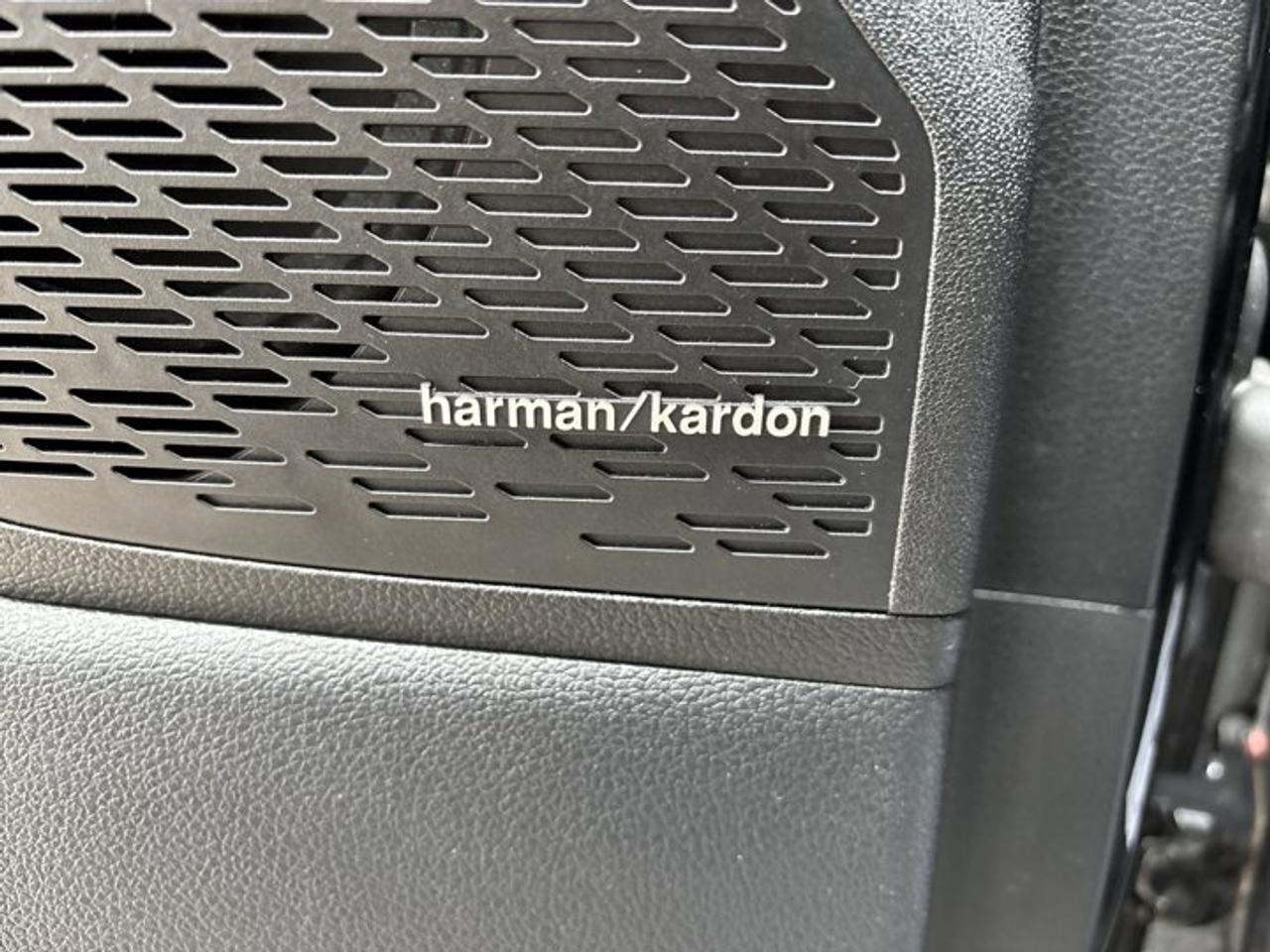 2025 Hyundai PALISADE Urban AWD | No Accidents | Sunroof | Vent. Front Seats Photo