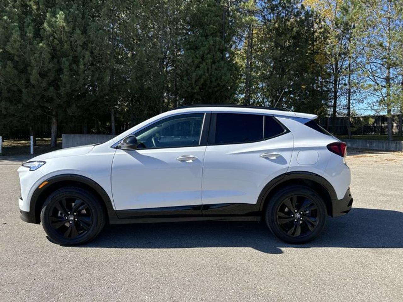 2024 Buick Encore GX Sport Touring AWD | No Accidents | Leather Seats Photo