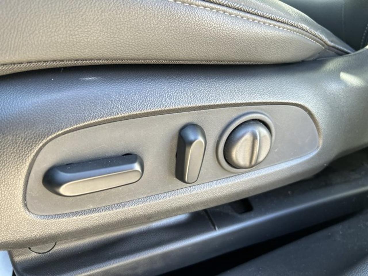 2024 Buick Encore GX Sport Touring AWD | No Accidents | Leather Seats Photo