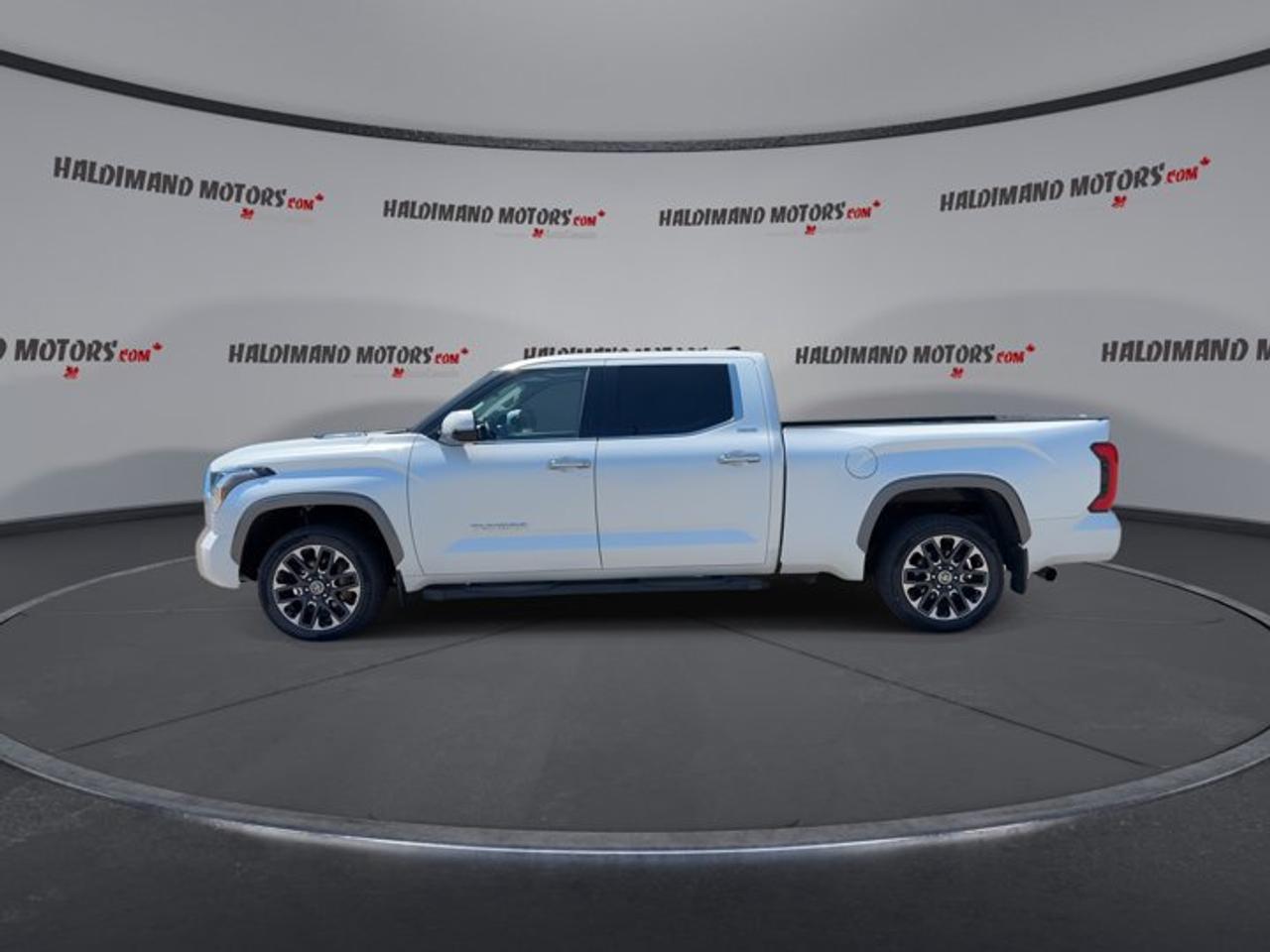 2023 Toyota Tundra Limited Hybrid CrewMax 6.5' Bed 4x4 | No Accidents Photo