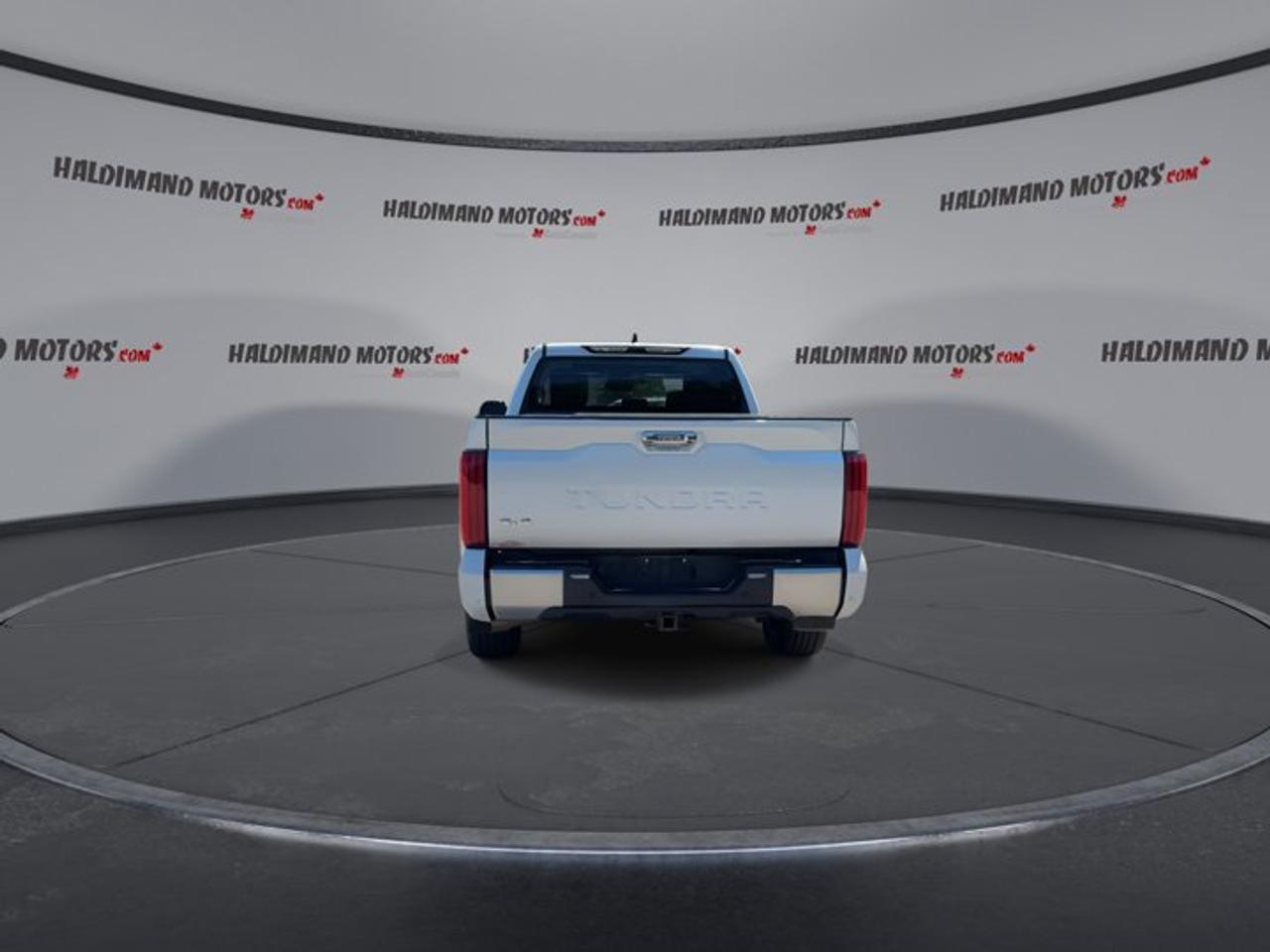 2023 Toyota Tundra Limited Hybrid CrewMax 6.5' Bed 4x4 | No Accidents Photo
