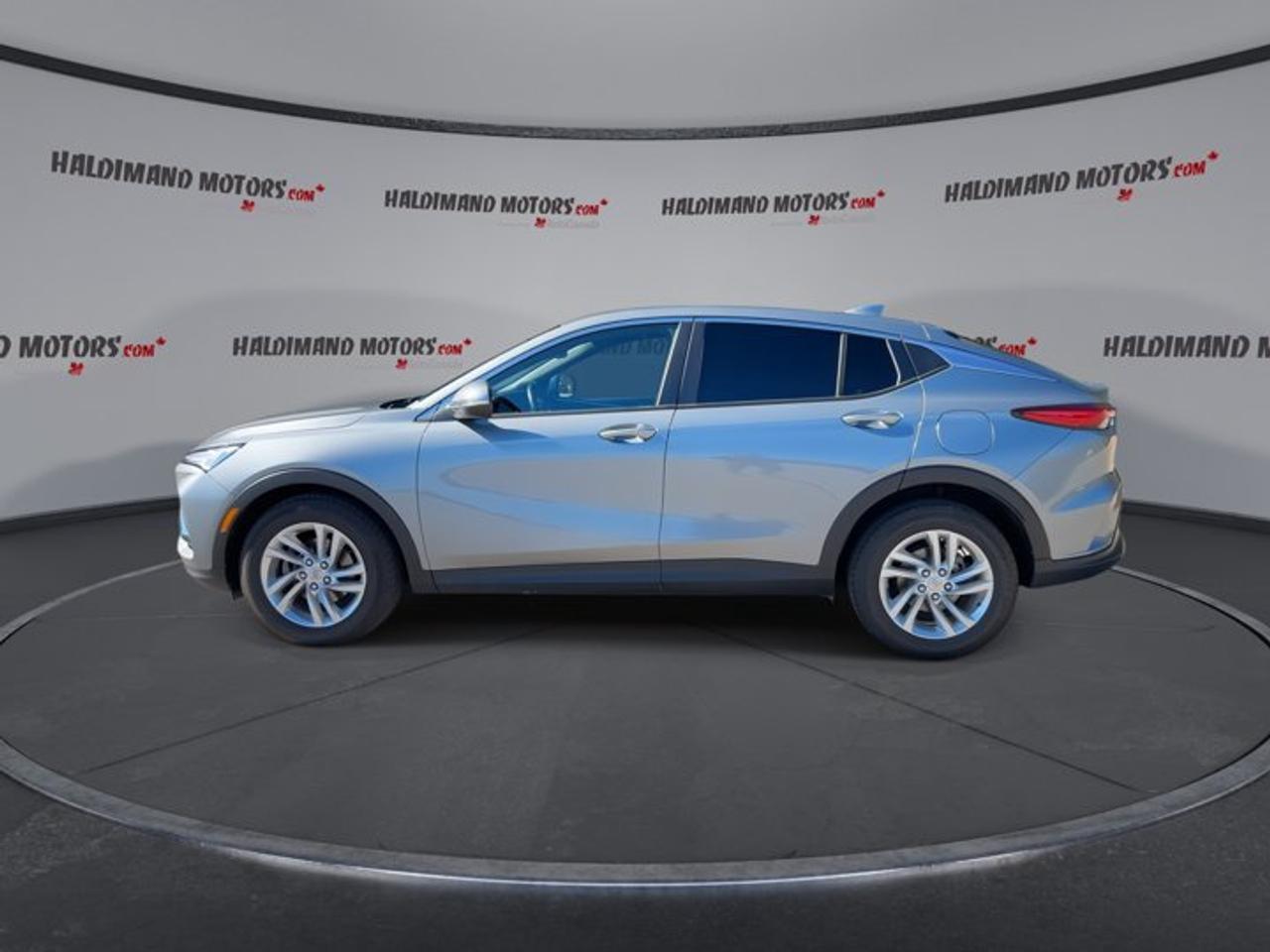 2024 Buick Envista Preferred FWD | No Accidents | Heated Steering Photo